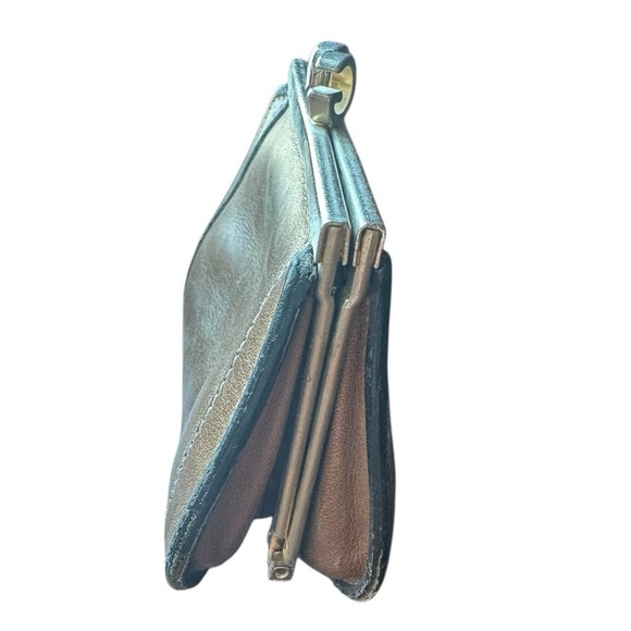 Gucci Brown Leather Kiss-lock Coin purse - Picture 4 of 11